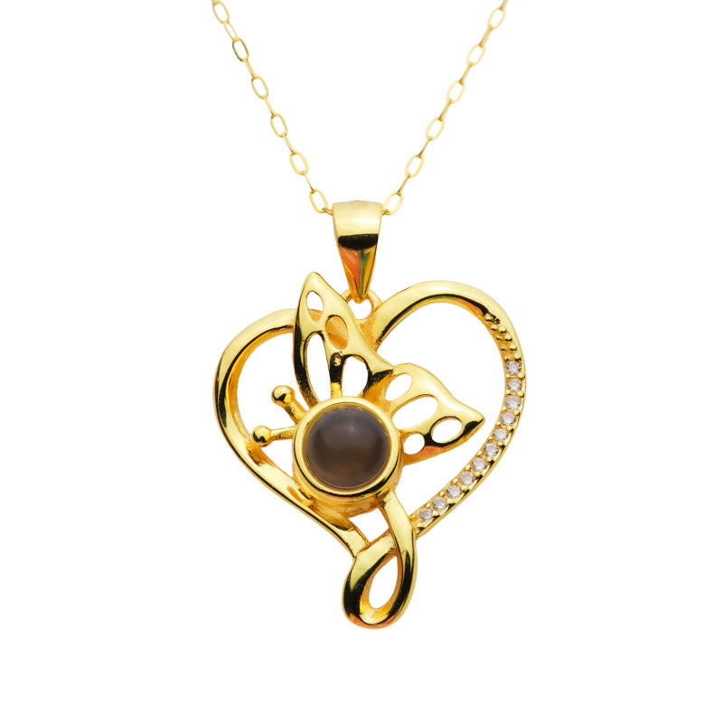 Goldene Fotokette – Herz und Schmetterling von 4MyLove mit Projektionslinse