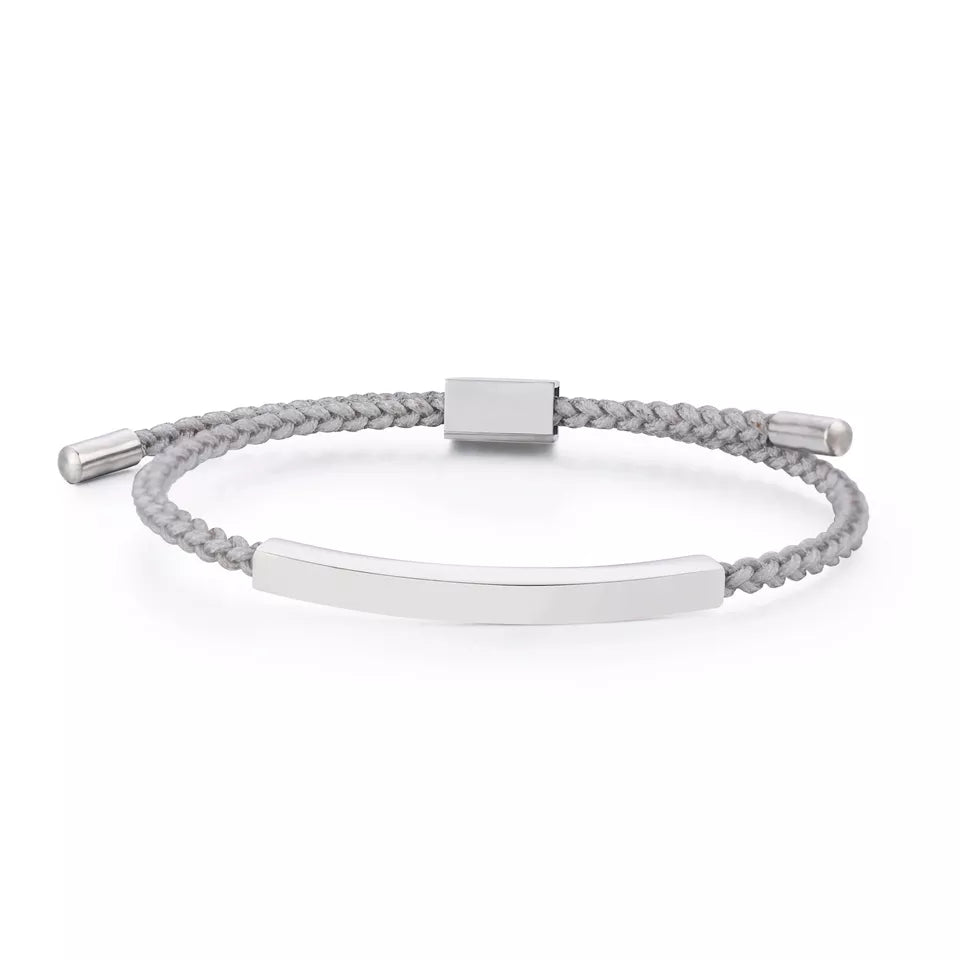 Armband Stoff mit Gravur – Rückansicht des Armbands