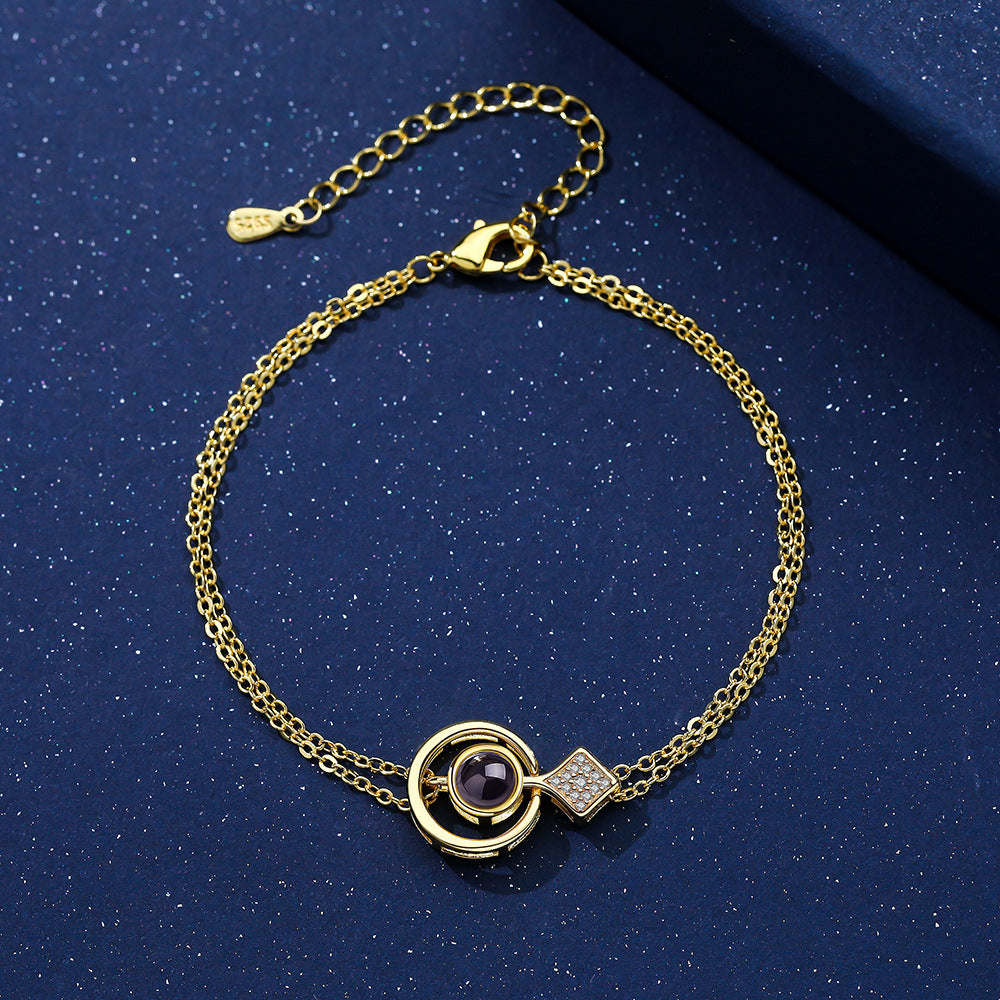 Foto im Kreis mit Kristallraute – individuelles Armband