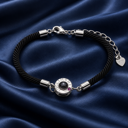 Fotoarmband „I Love You“ – schwarzes Kordelarmband mit rundem Foto-Medaillon