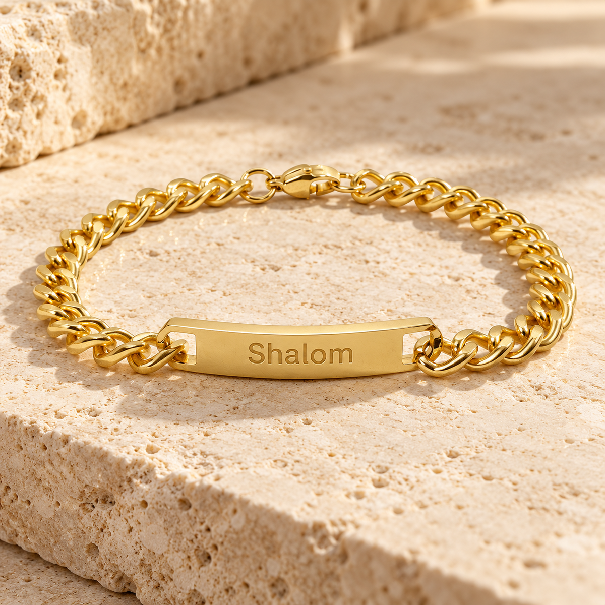 Gravurarmband für Herren in Gold – Panzerkette mit gravierter Platte