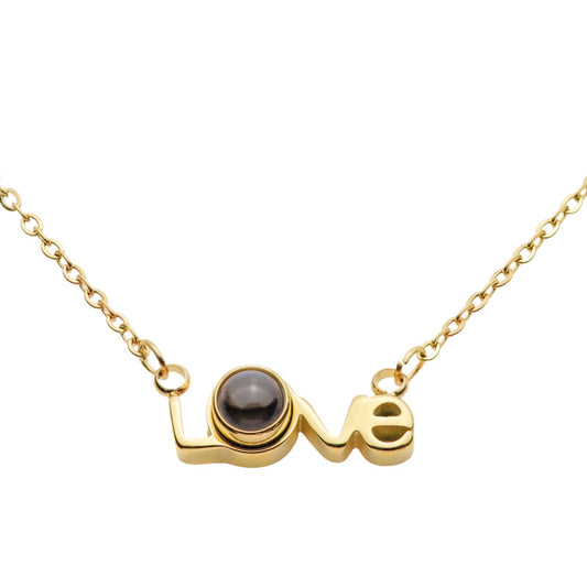 Kette mit Foto – LOVE Schriftzug, Fotokette mit Projektionslinse | 4MyLove