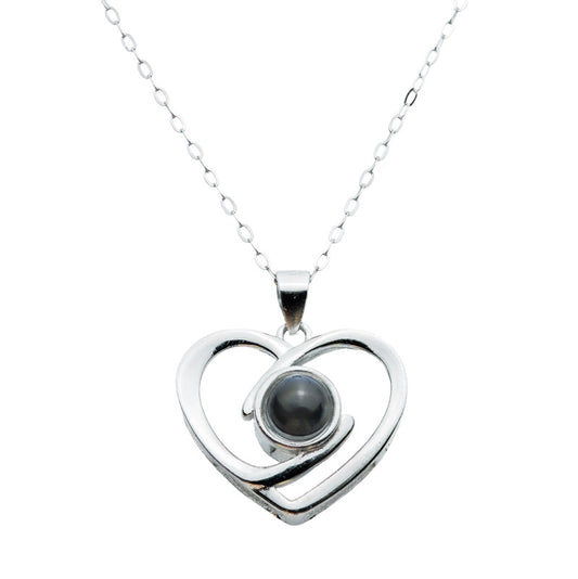 Kette mit Foto – Schlicht verschlungenes Herz, Fotokette mit Projektionslinse | 4MyLove