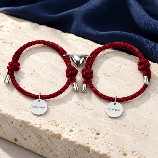 Magnetarmbänder Dunkelrot mit Magnetherz und Gravur „Gottes Segen“